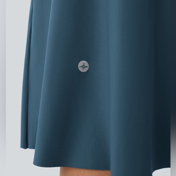 Everyday Midi Chill Dress-La Land- XS - Picture 4 of 7